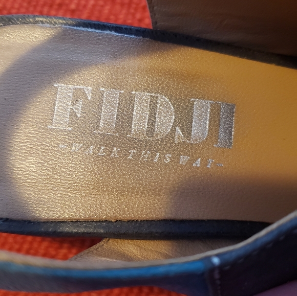 Fidji sling back shoes, size 37.5 (US 7.5) - Picture 3 of 5
